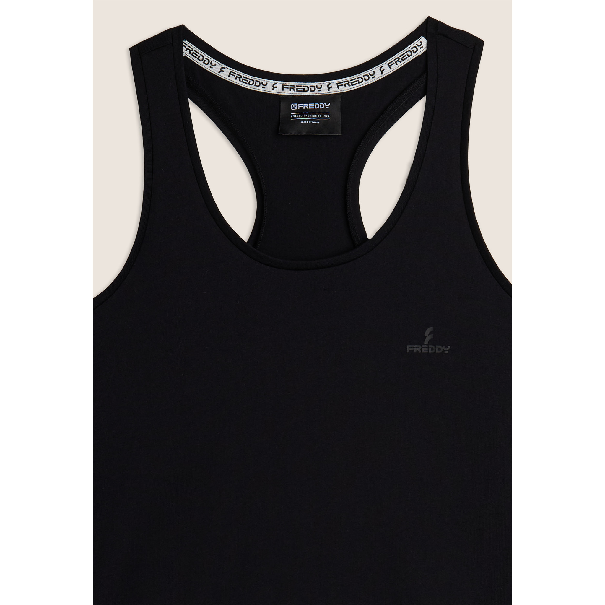 Completo sportivo in cotone con canotta e bermuda