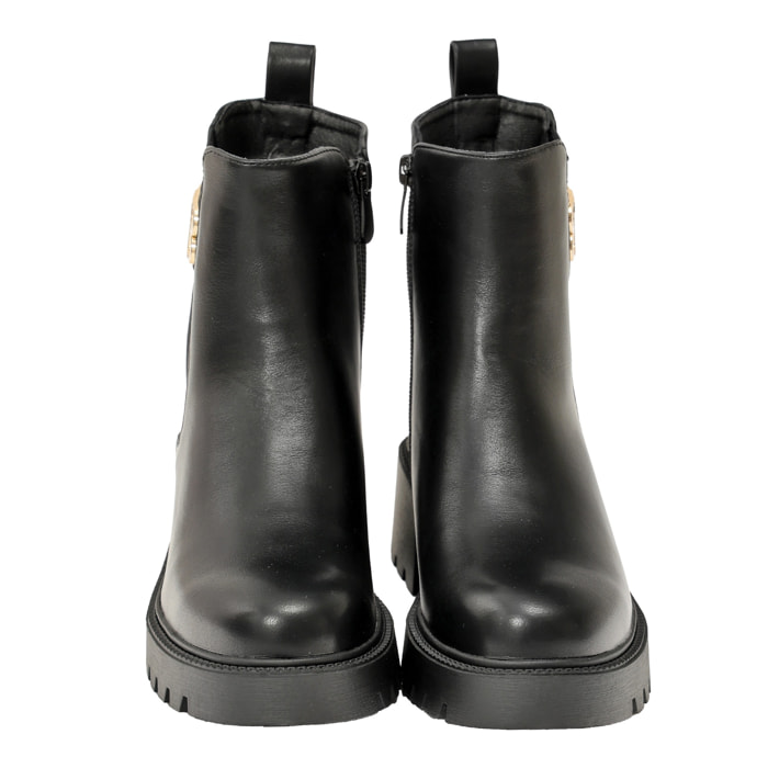 Stivaletti in simil pelle con elastico e lampo