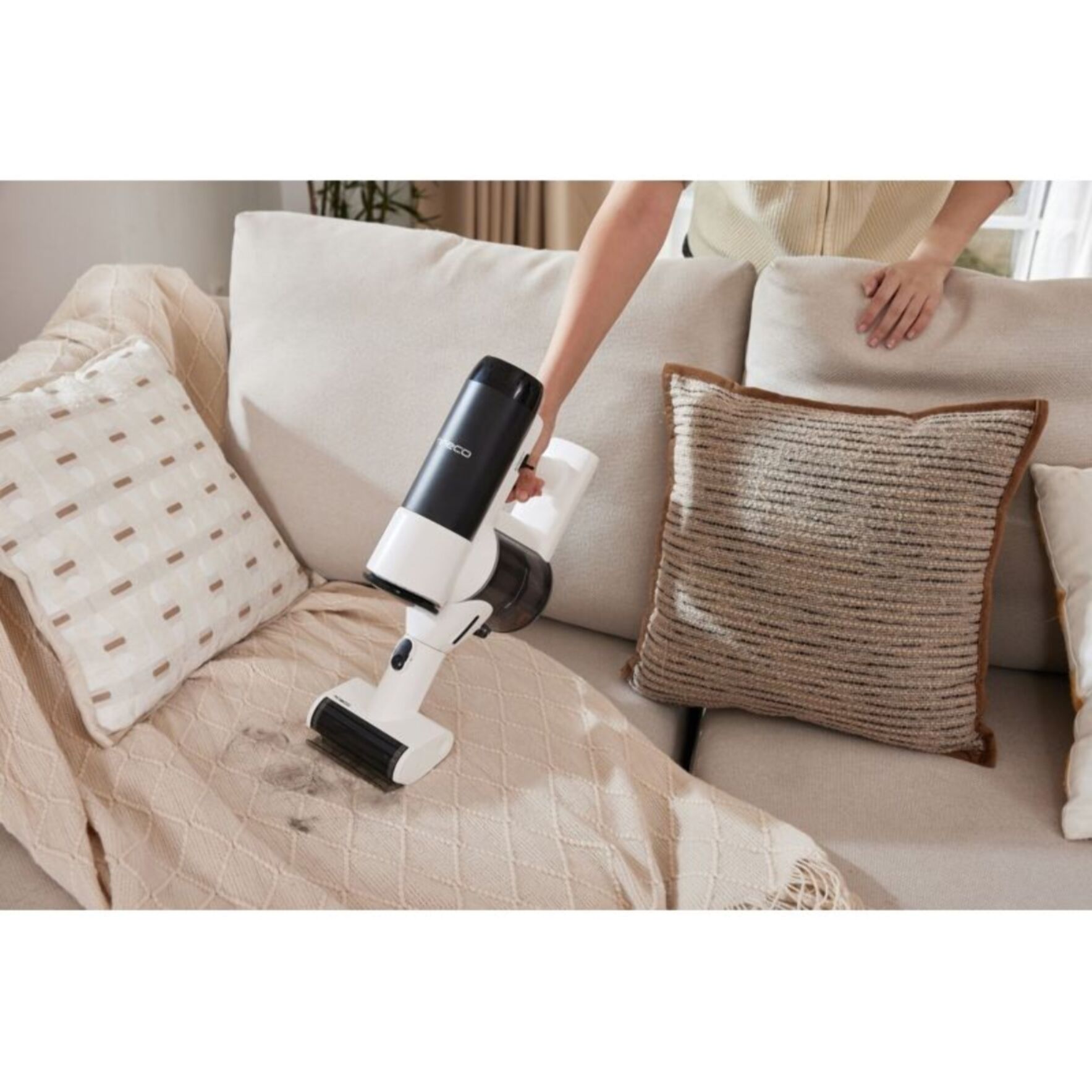 Aspirateur laveur TINECO Floor One S6 Switch Stretch Plus