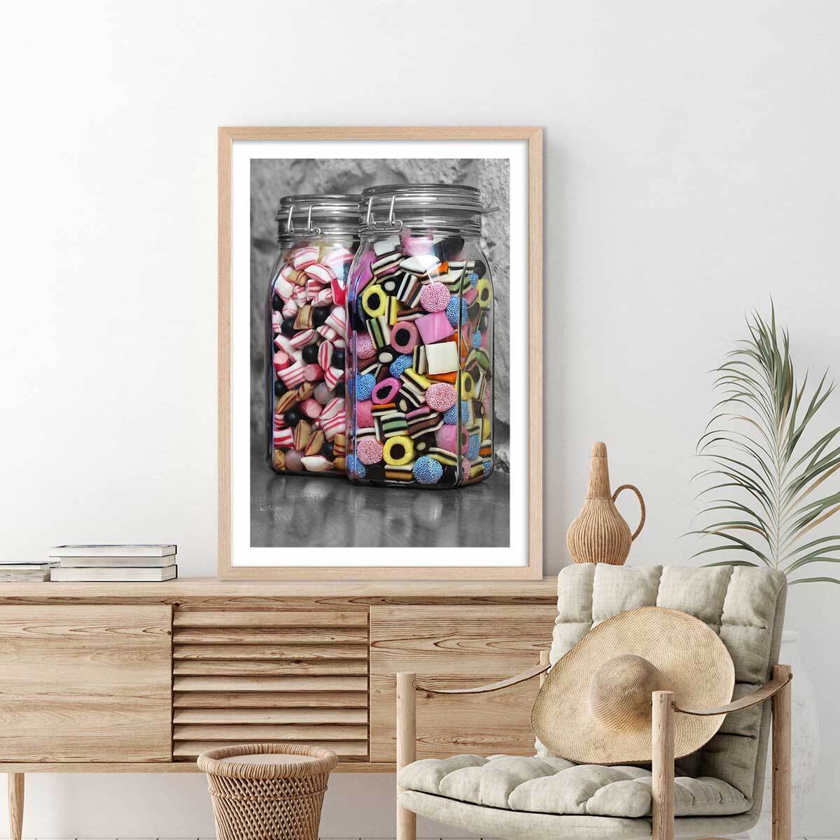 Affiche bonbons arlequins et roudoudous Affiche + cadre en bois - Chêne