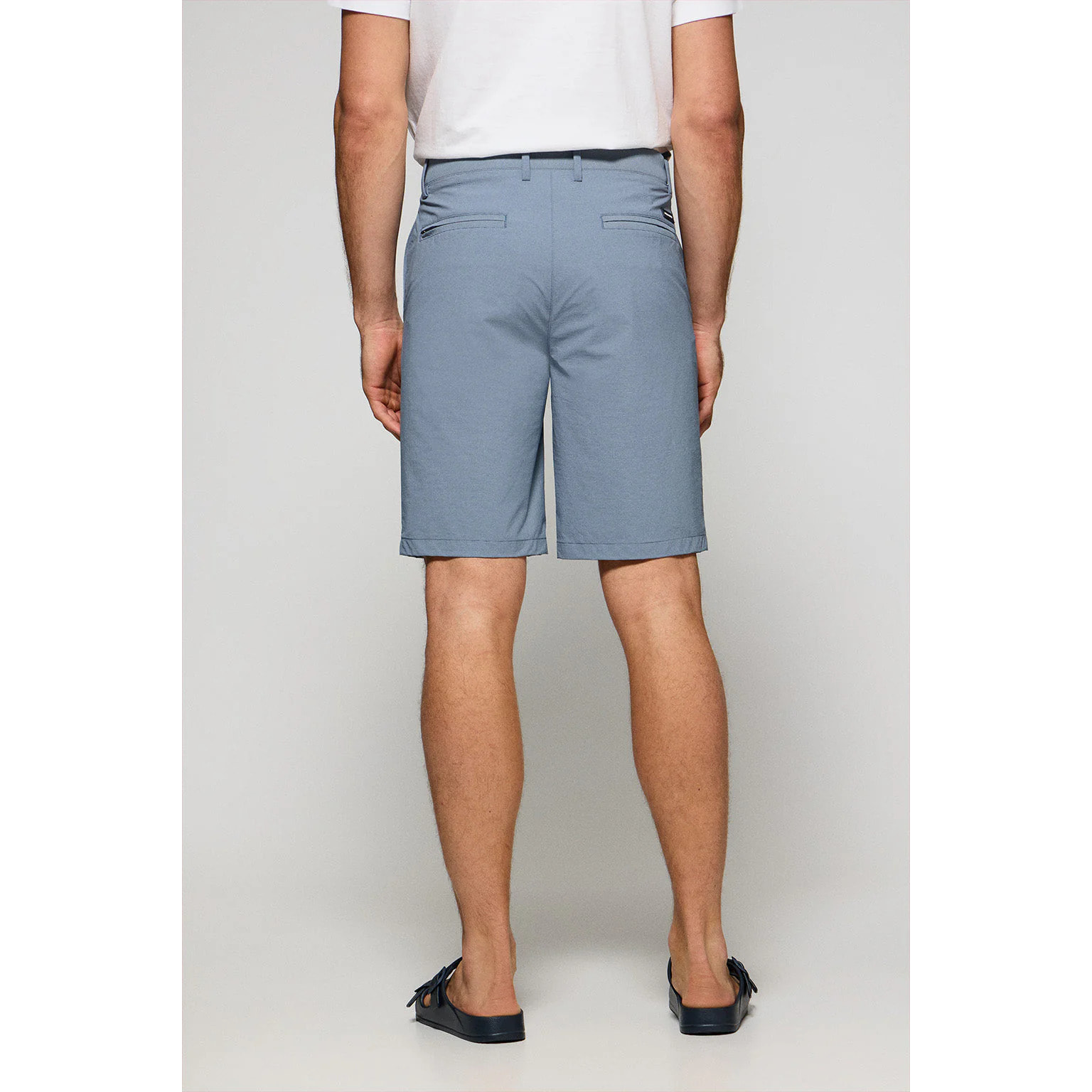 Pantalón corto técnico azul denim Walkabout