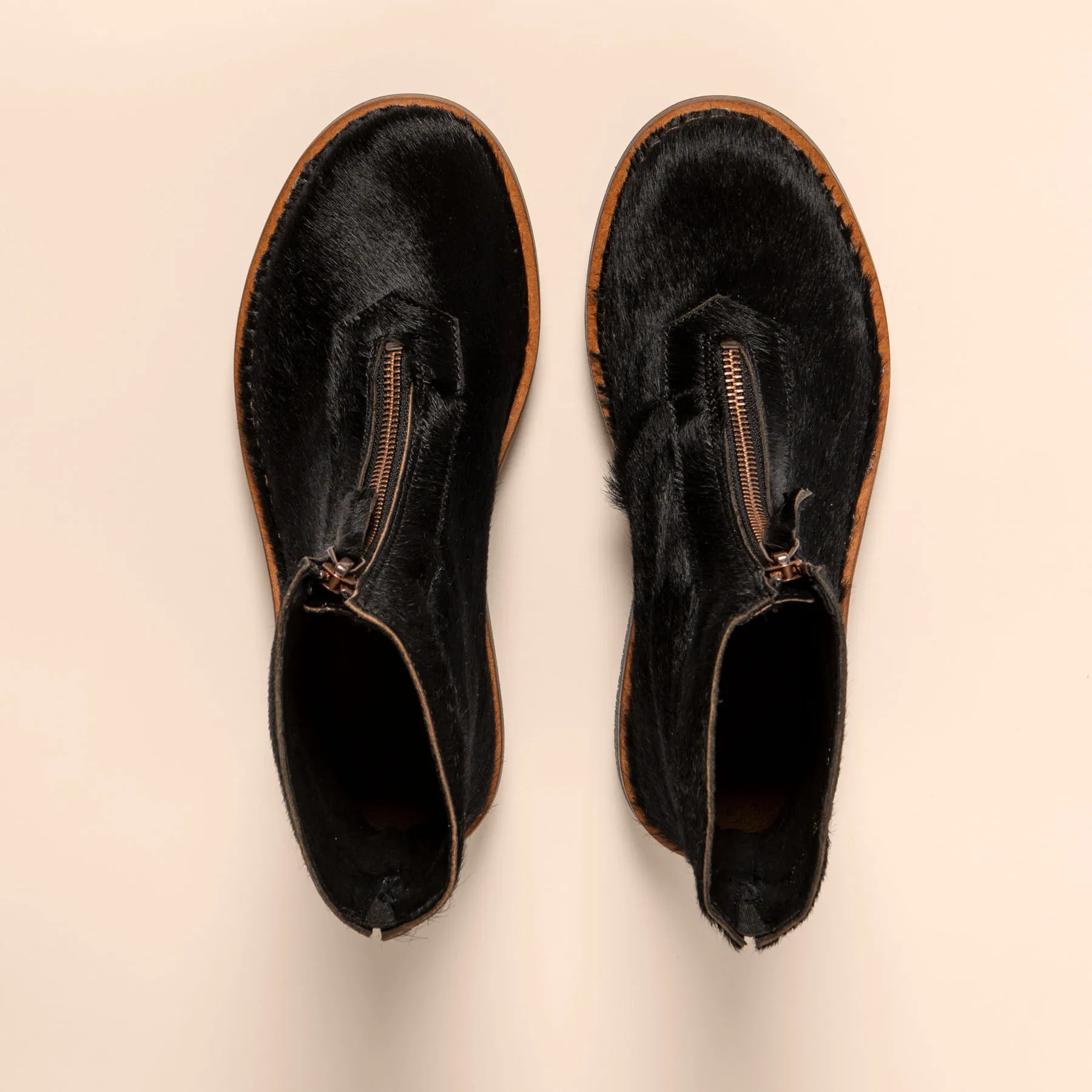 Botines N5581P POTRO BLACK/VOLCANO color Black