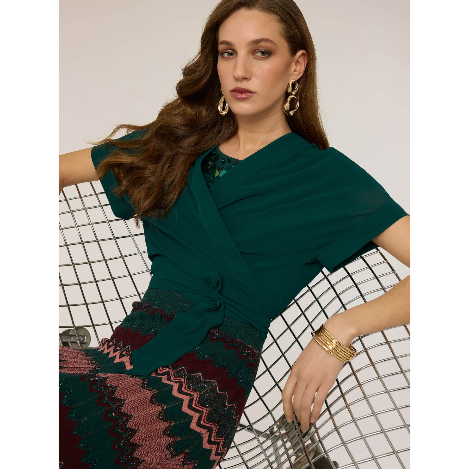 Motivi - Chal corto cruzado en georgette - Verde