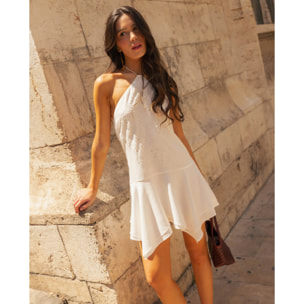 Vestido corto con bordado de lentejuelas
