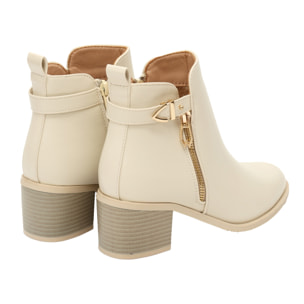 Stivaletti in pelle con tacco comodo