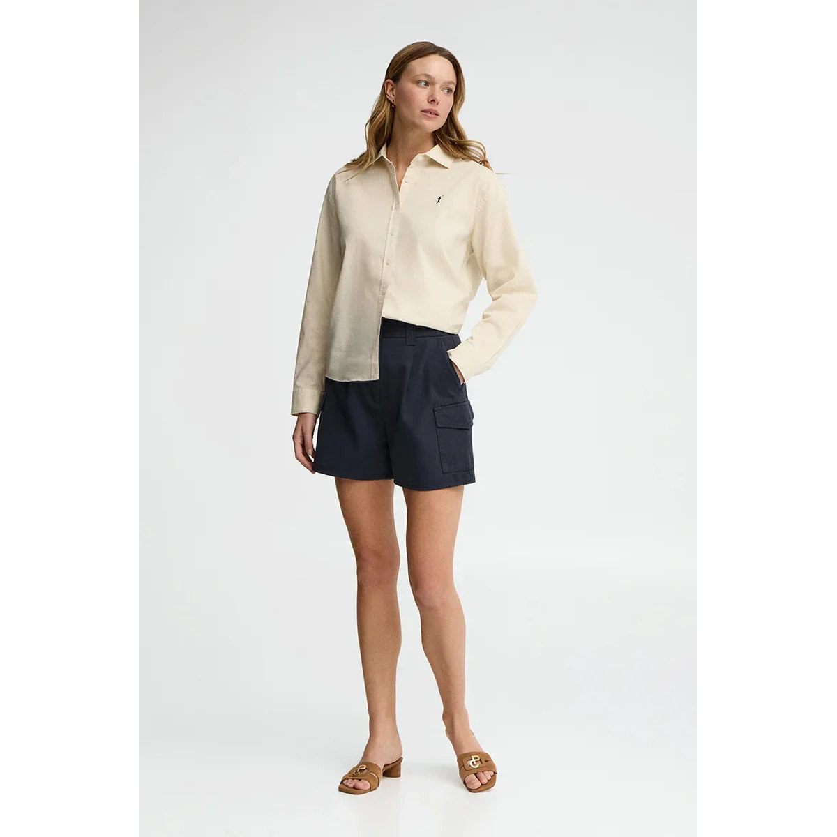 Camicia cotolino crema dal fit ampio con ricamo Rigby Go