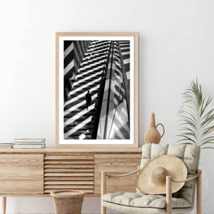 Affiche portrait de femme - Jeu d'ombre Affiche + cadre en bois - Chêne