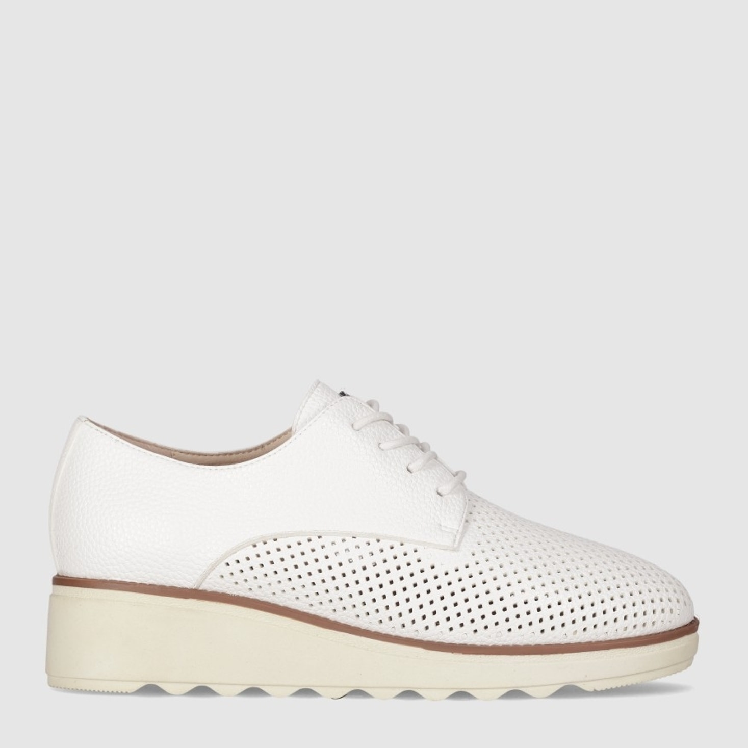 Zapatos de Piel - Beig - Tacón: 5 cm