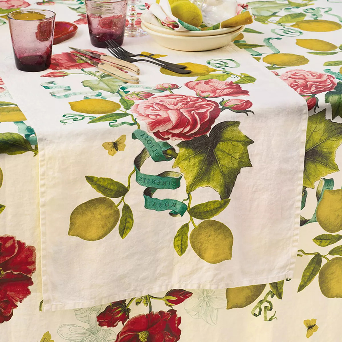 Chemin de table lin & coton lavé 190 g/m² imprimé multicolore Citrons de menton romance