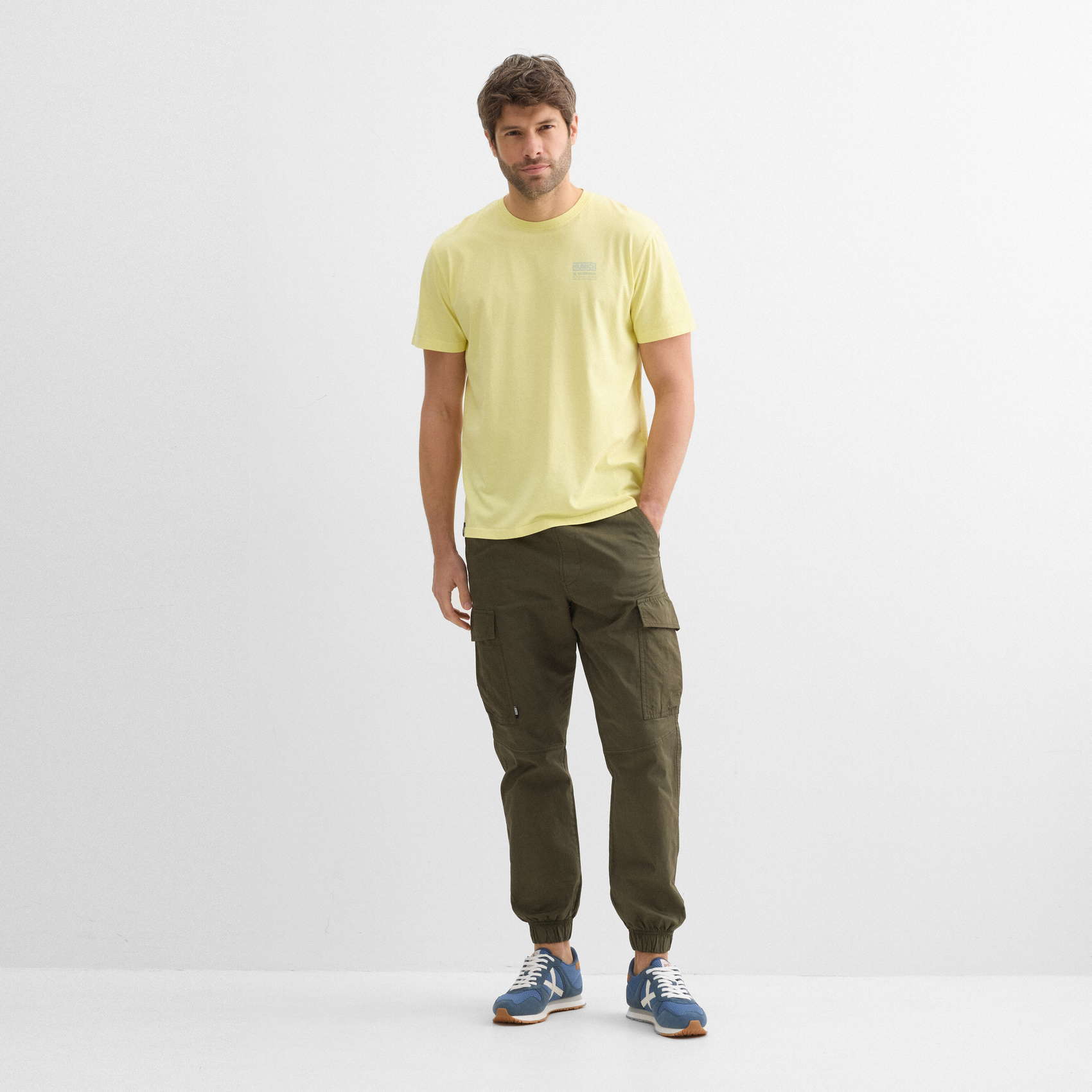 Camiseta regular MUNICH lifestyle de algodón orgánico amarilla