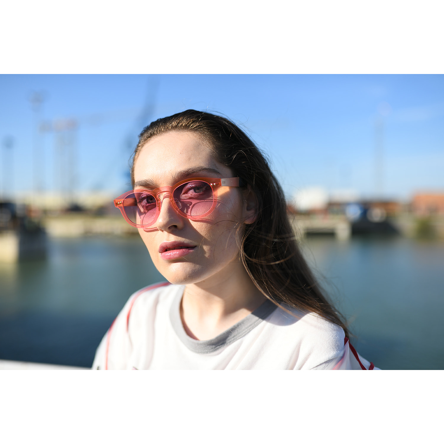 Gafas de sol OCEAN IBIZA - Trans / Violeta degradada con montura rosa transparente y patillas metálicas doradas