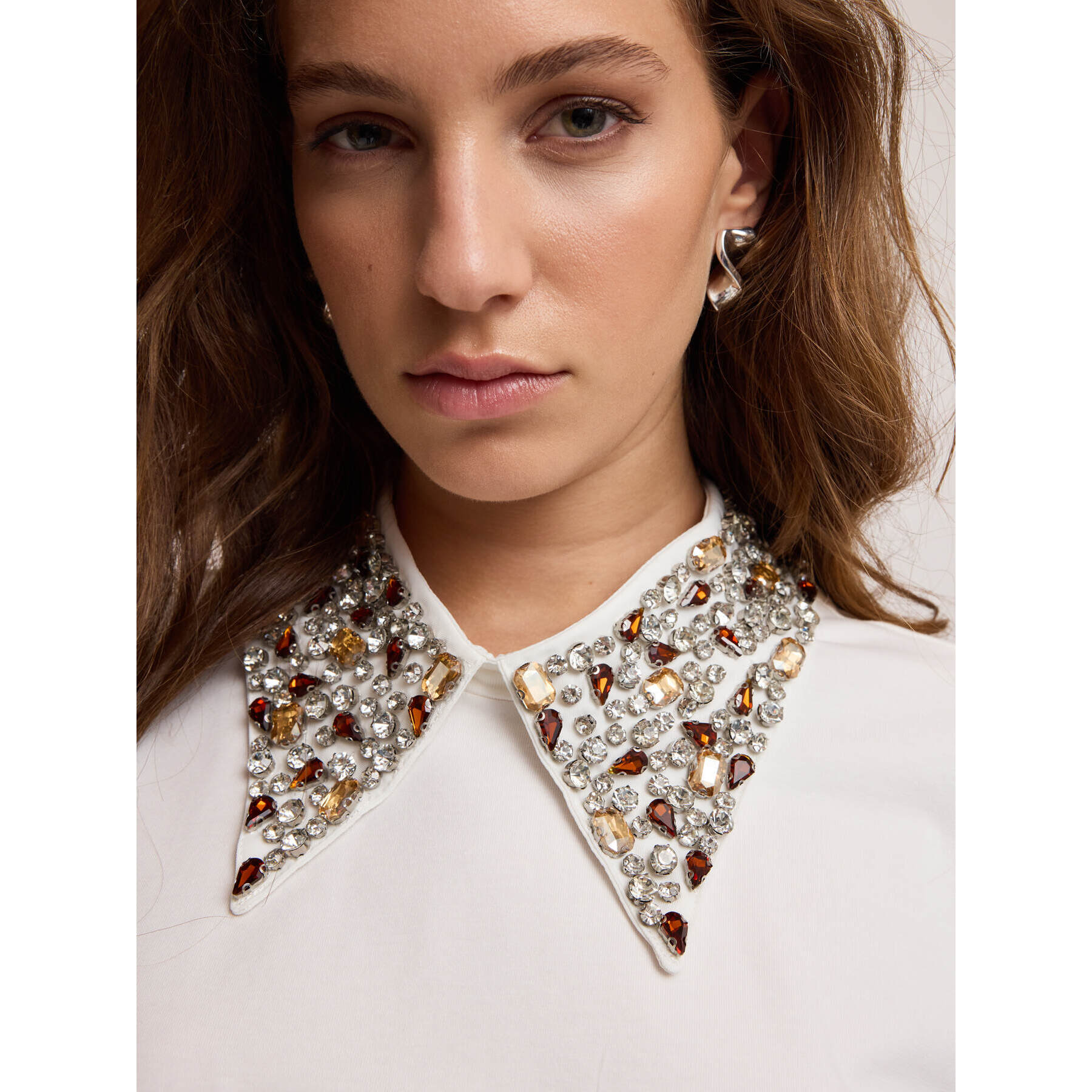 Motivi - T-shirt con colletto ricamato con pietre - Bianco