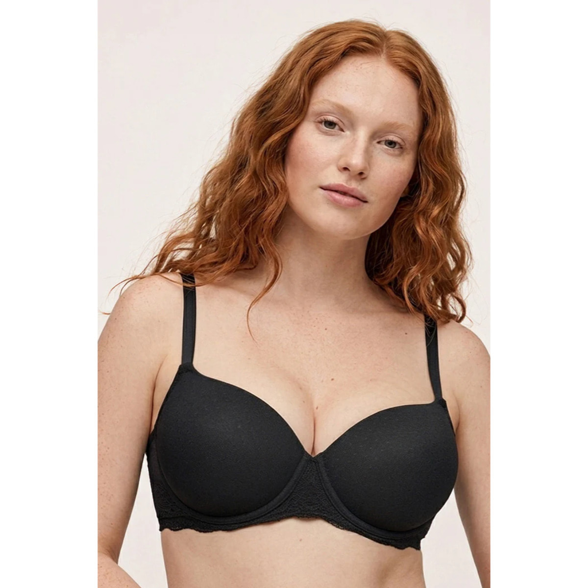 Reggiseno con ferrtto e imbottitura