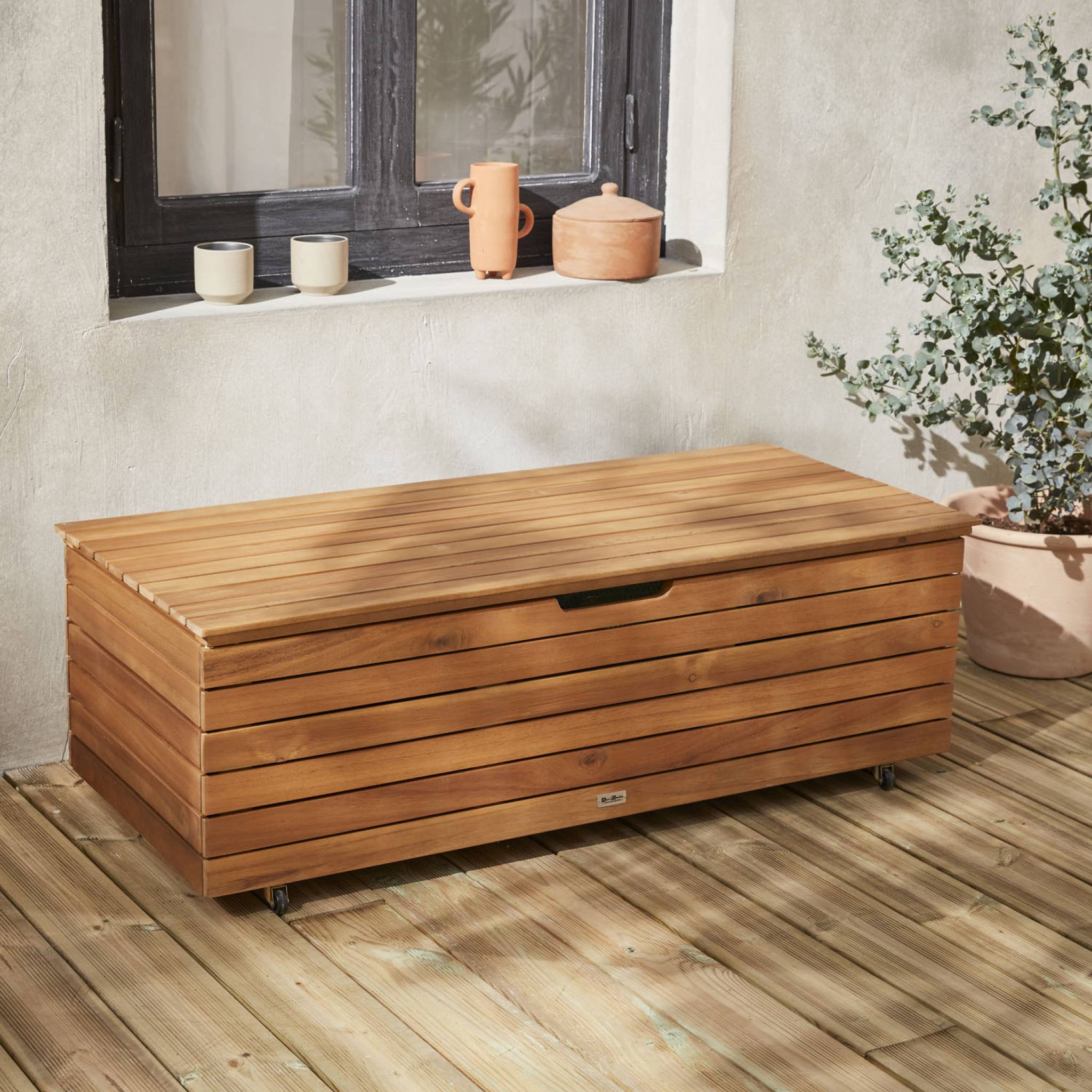 Coffre de jardin en bois - Saragosse - 130L. rangement coussins 107x48.5cm avec vérins et roulettes