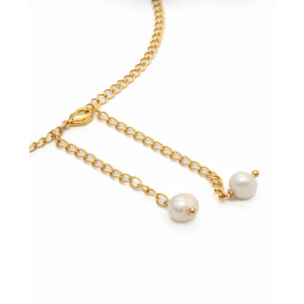 Collar de mujer con perlas