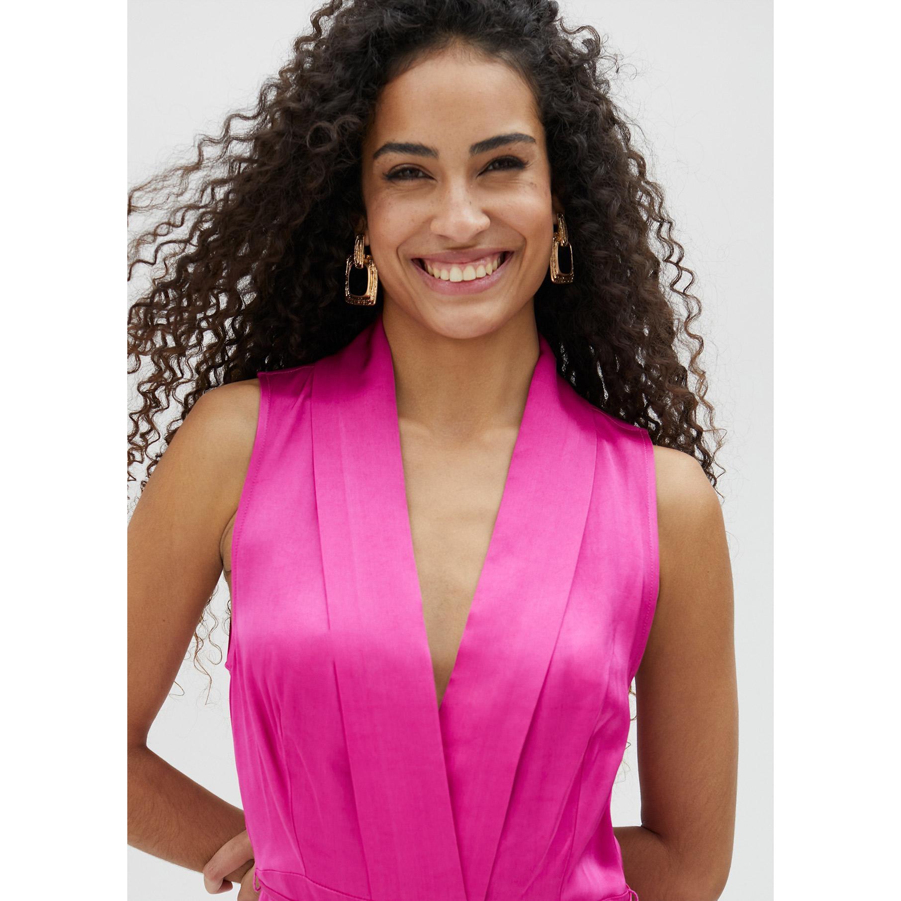 Abito midi con scollo a V