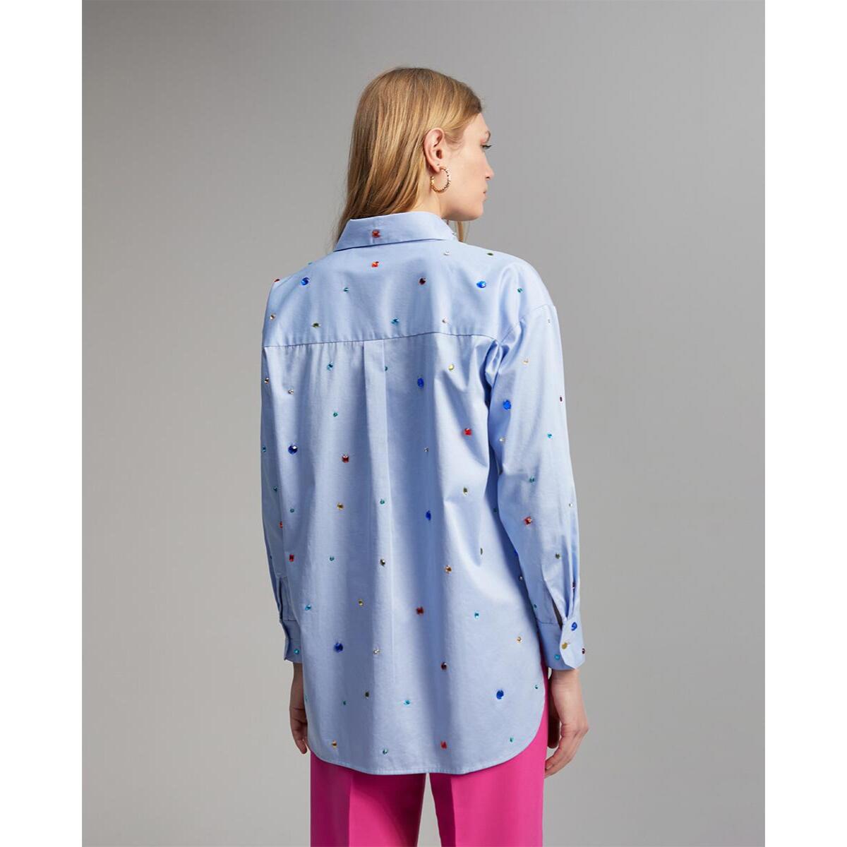 Camicia in popeline con pietre ad anello
