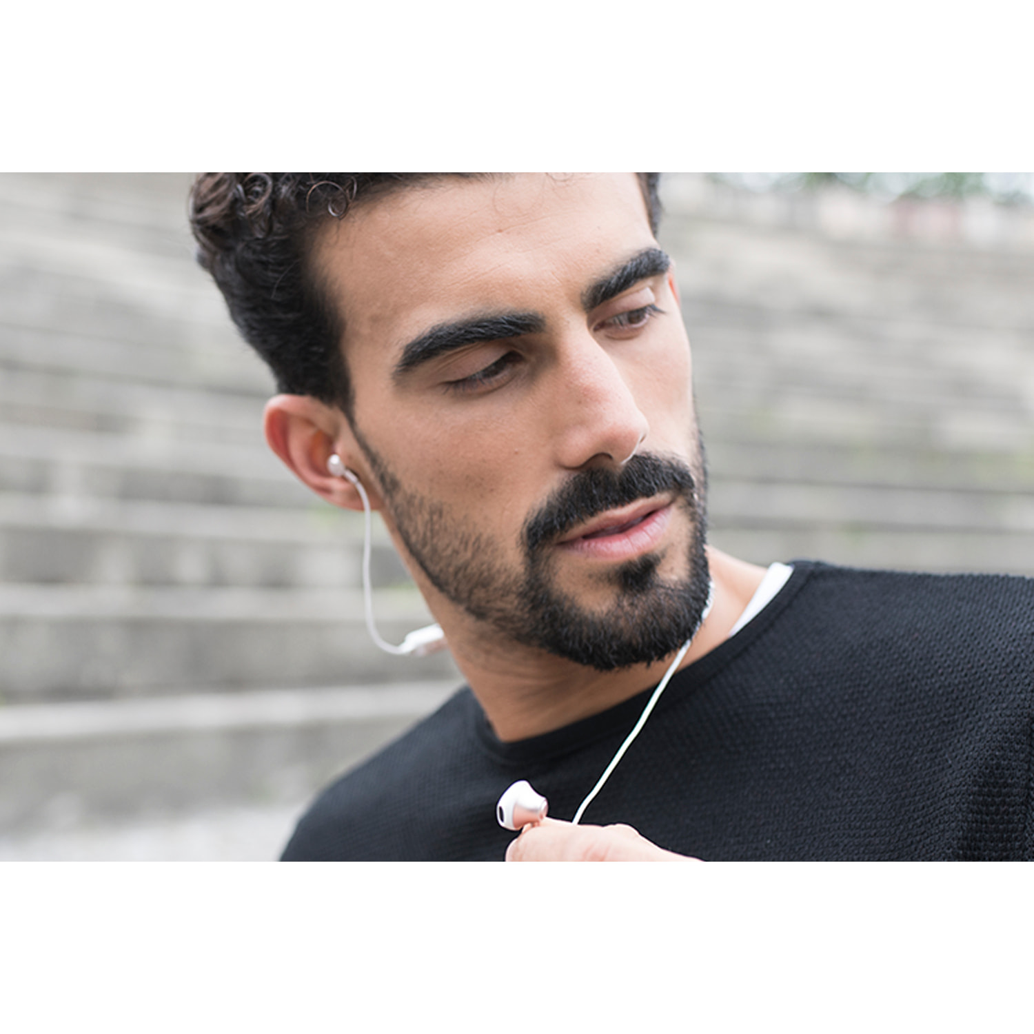 MAGNUSSEN M6 EARPHONES en color Rosa
