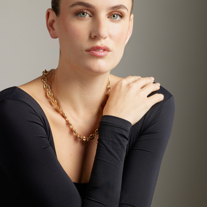 Collar acabado en oro amarillo de 18k