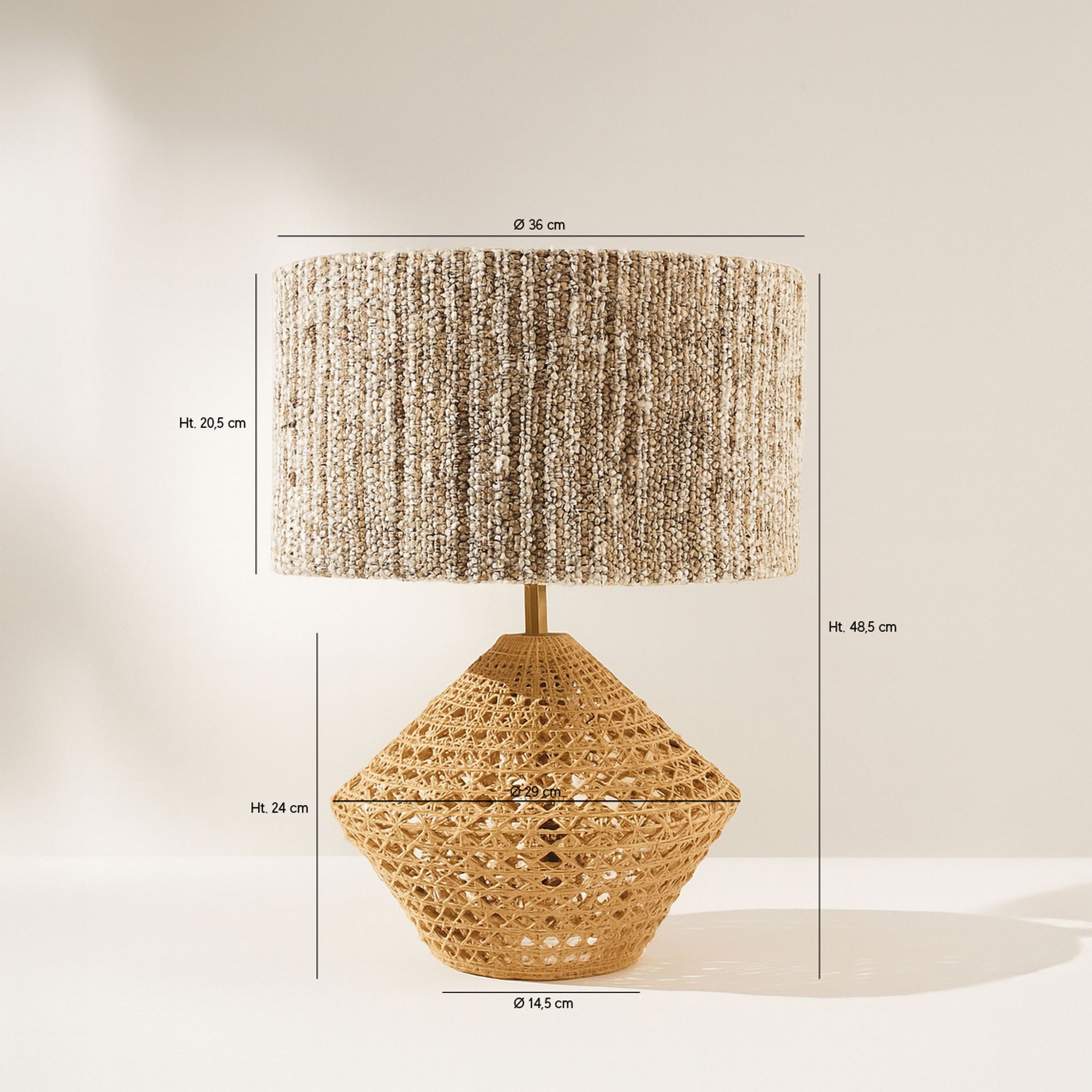 Lampe à poser en rotin et abat jour en tissu h32cm LINA