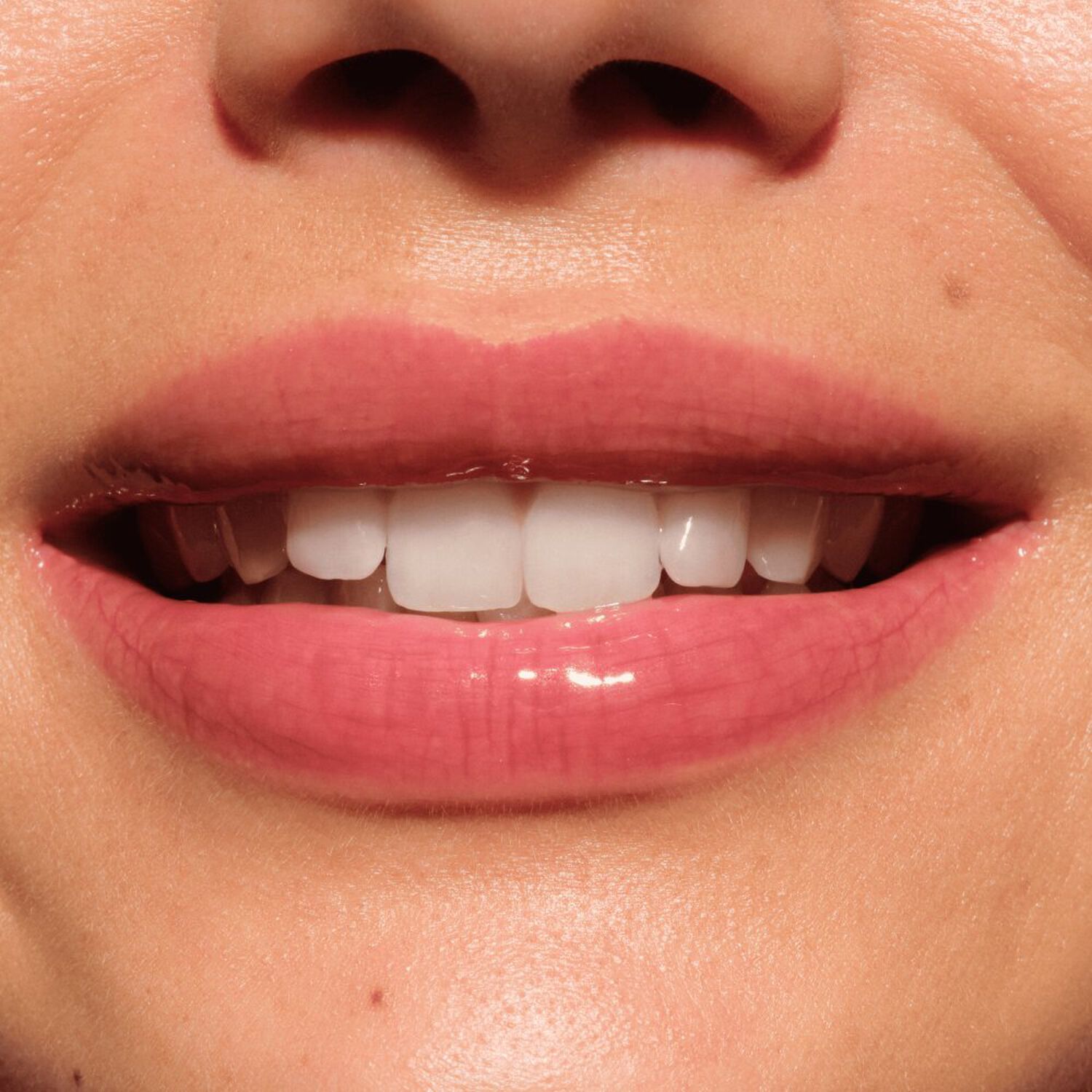 Butter Drippin' Glossy Lip Balm - Baume à Lèvres Brillant Hydratant