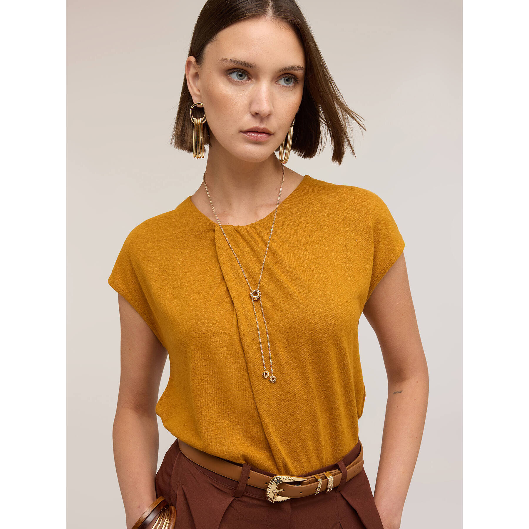 Motivi - Camiseta de mezcla de lino con drapeado - Amarillo