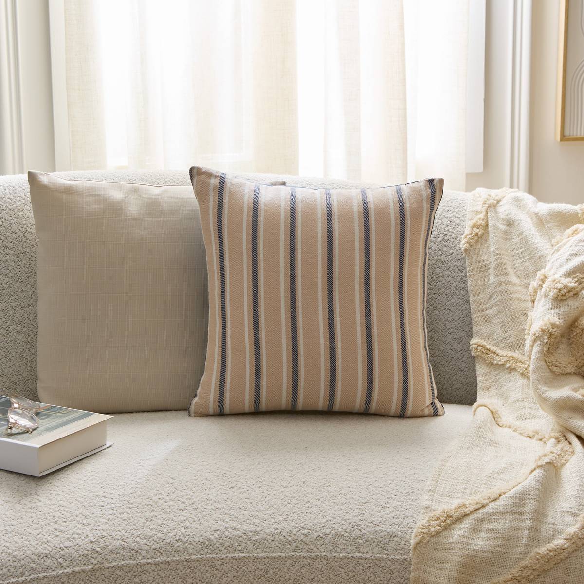 Coussin Groove 40x40cm rayé bleu navy