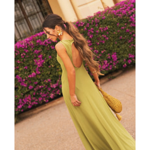 Vestido largo de punto con escote en la espalda