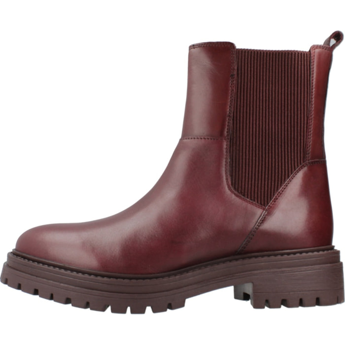 Botines Mujer de la marca GEOX  modelo D IRIDEA BURDEOS