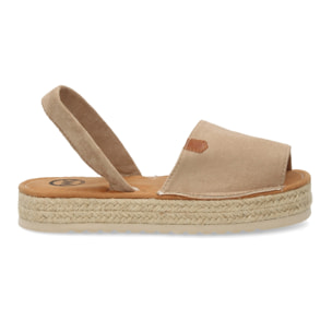 Sandalias estilo menorquina con plataforma