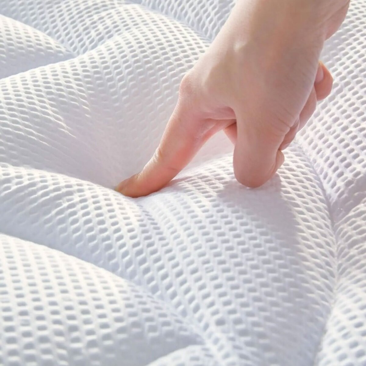 Surmatelas ConforProtect 2 en 1 | Alèse et protège-matelas intégrés | 7 cm de confort | Imperméable, moelleux, aéré, hypoallergénique