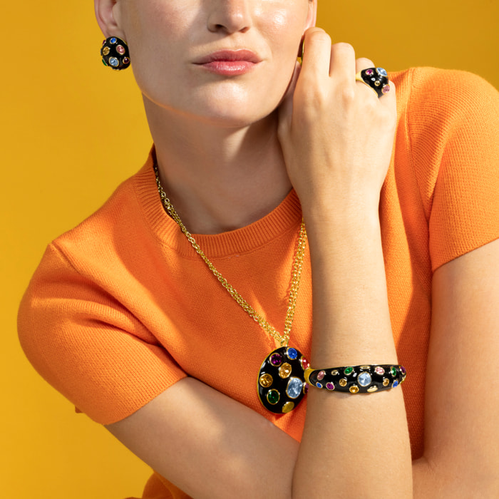 Collar con Lacado Negro acabado oro 18k