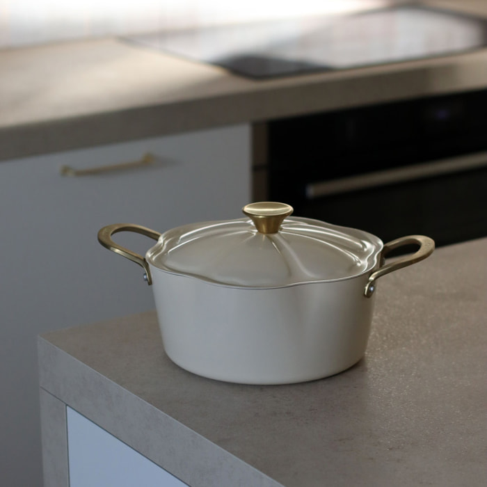 Faitout en aluminium recyclé beige 24cm en forme de fleur DAHLIA