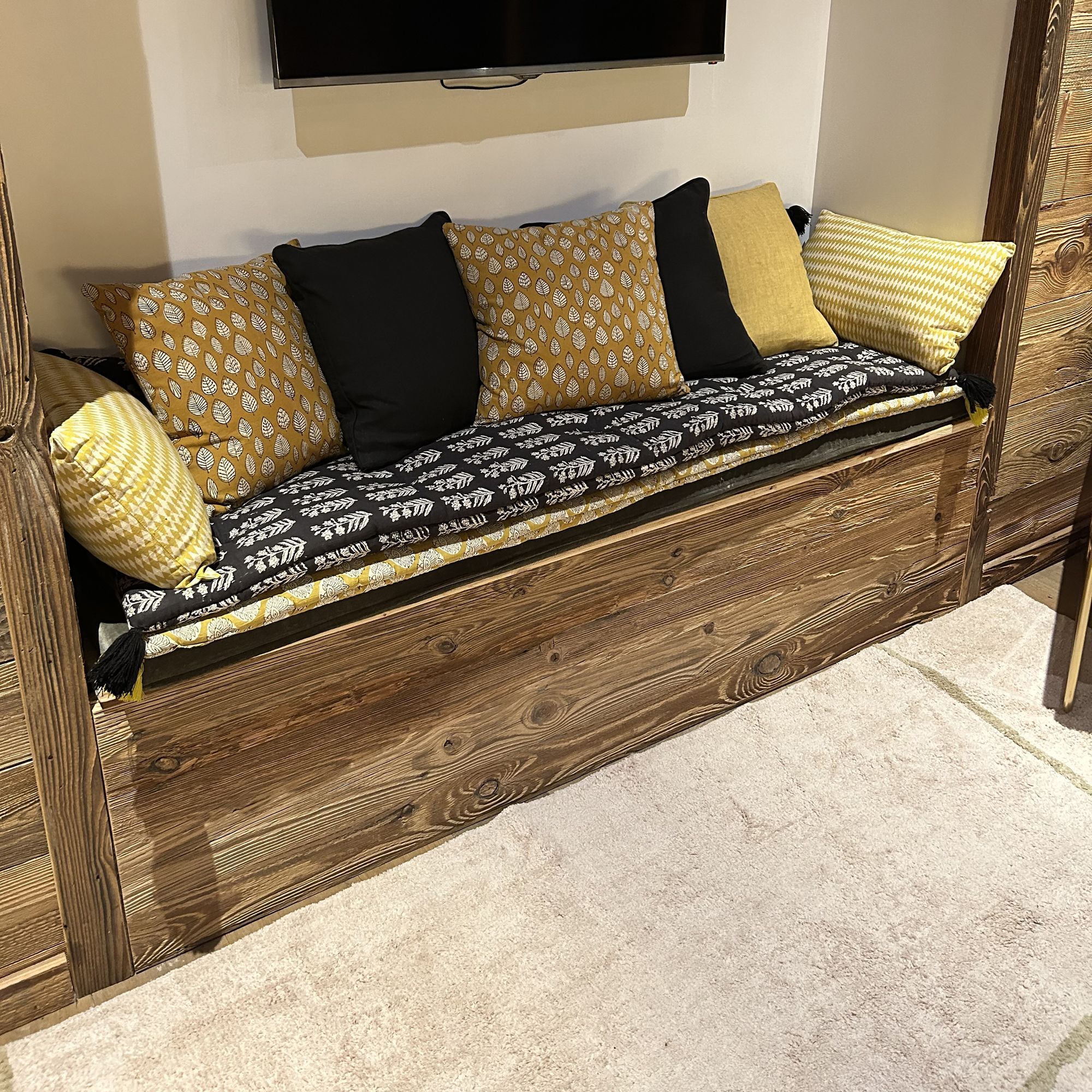 Coussin en lin jaune moutarde 40cm NYL