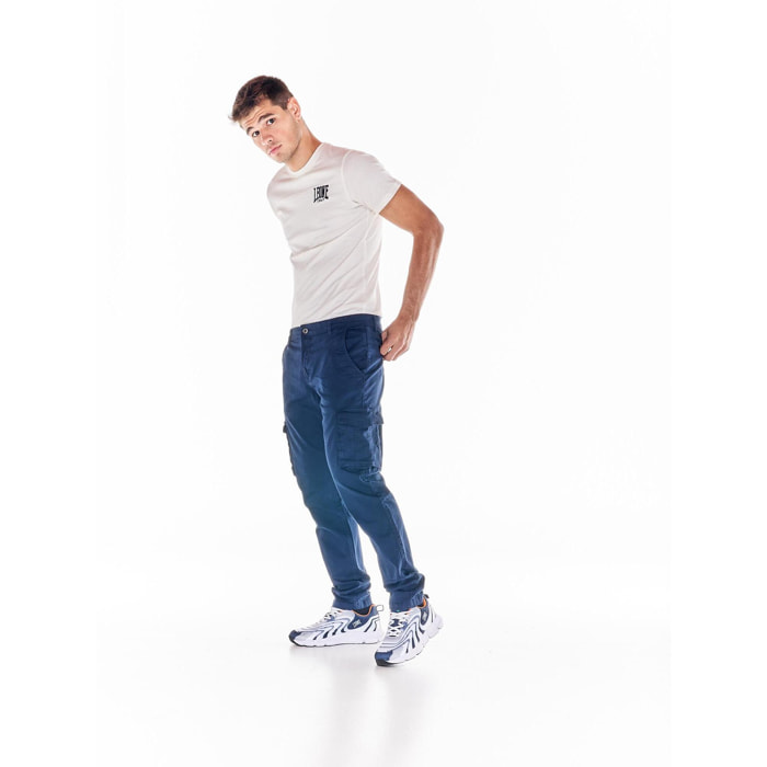 Pantalones cargo para hombre con bolsillos, ideales para el trabajo y el ocio.
