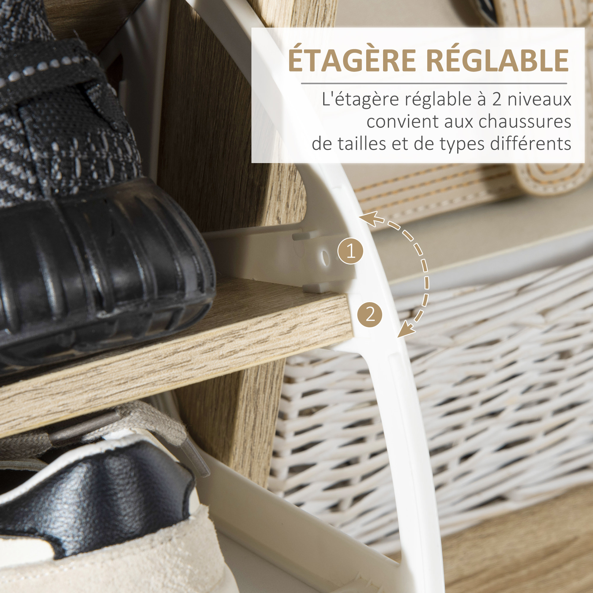 Meuble à chaussures design scandinave placard 3 portes 3 étagères niche piètement effilé incliné bois panneaux aspect chêne clair