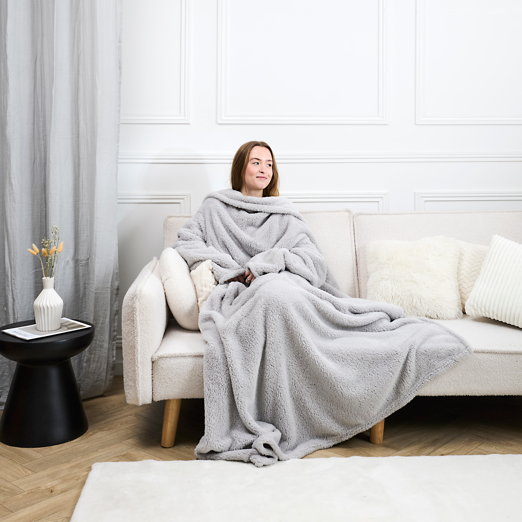 Plaid à Manches - HOME DECO FACTORY - Ultra-Douillet - Gris