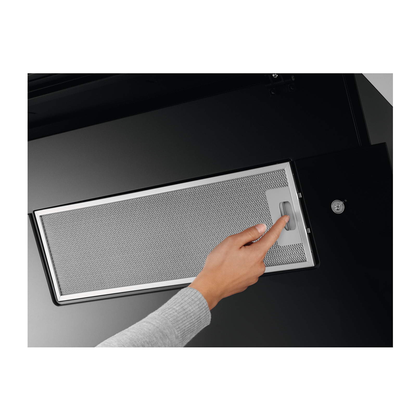 AEG Campana de diseño vertical Serie 9000 SilenceTech de 60 cm DVE5671HG | Reacondicionado