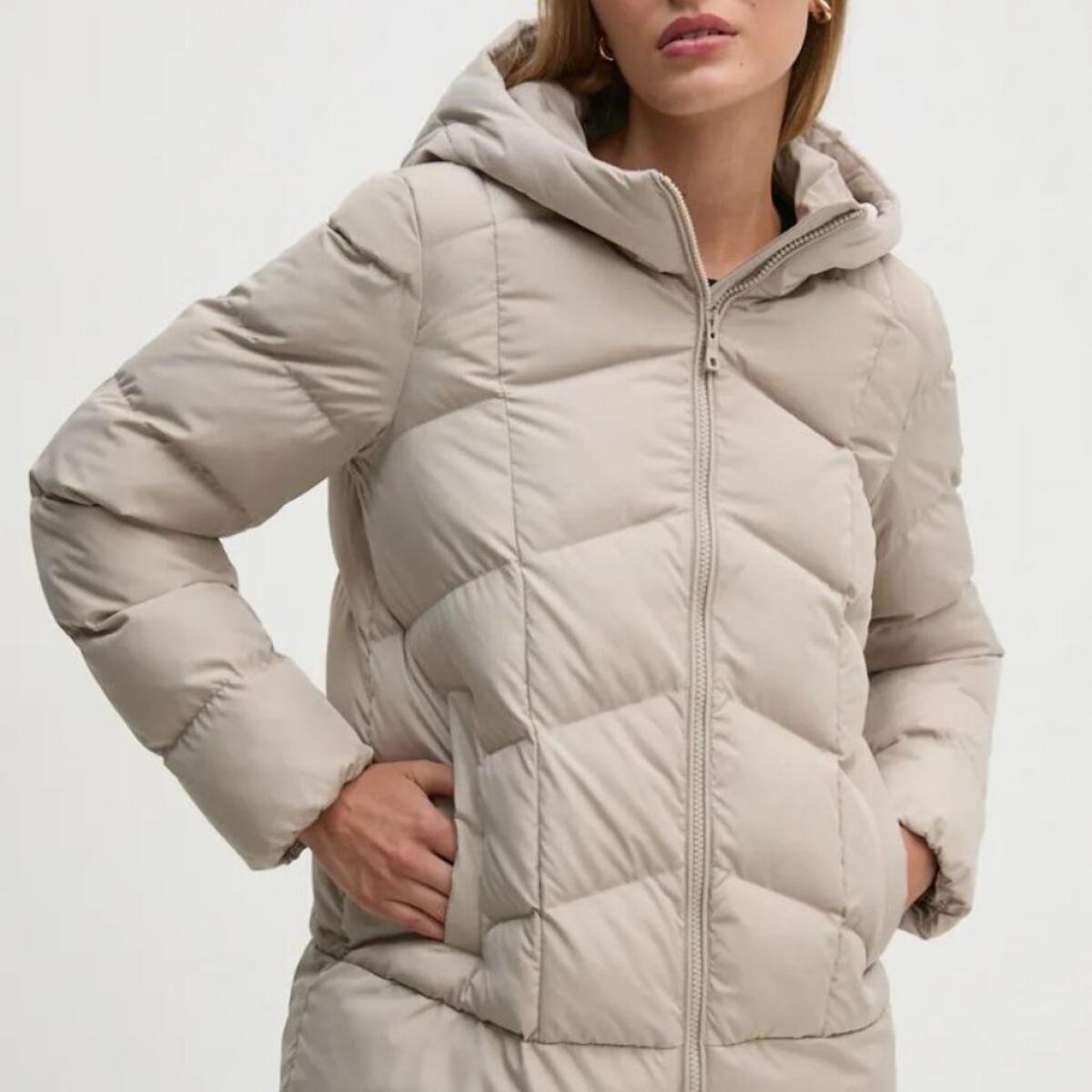 Abrigos Mujer de la marca GEOX  modelo W ANYLLA Q BEIS