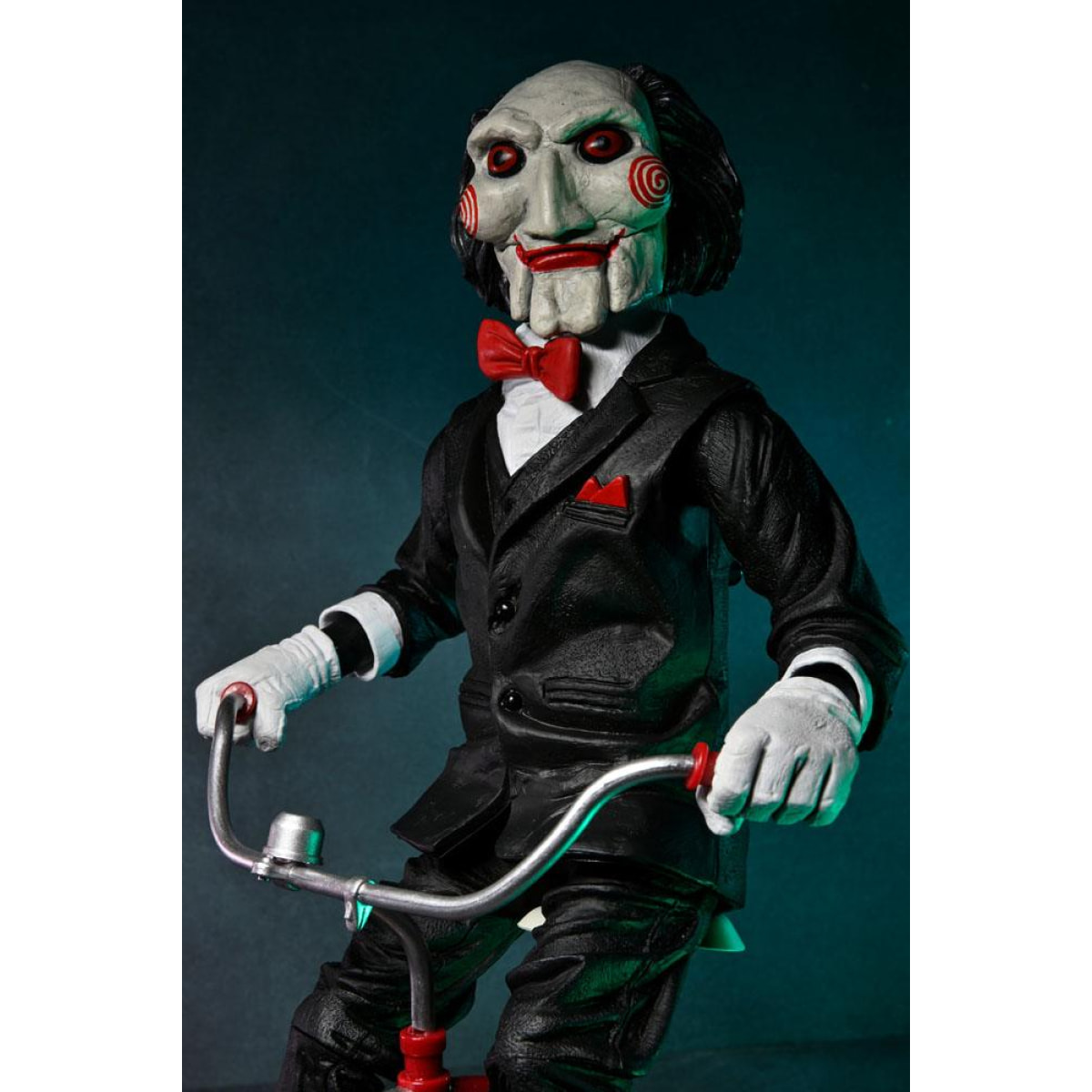 Saw Action Figura Con Suono Billy Con Tricyle 30 Cm Neca