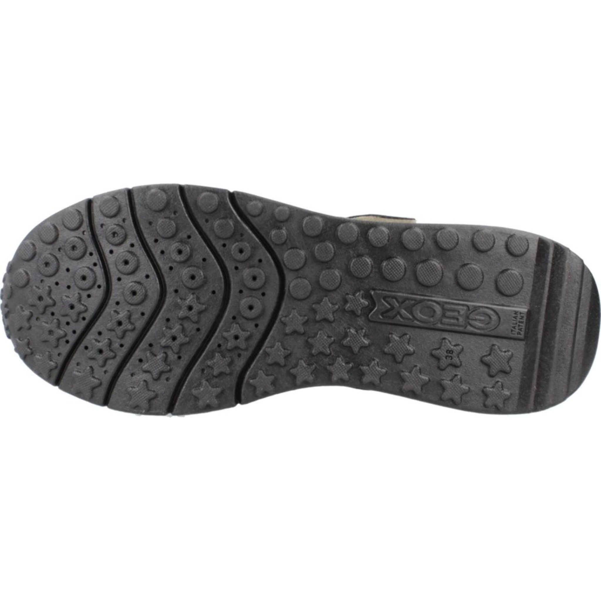 Zapatillas Niña de la marca GEOX  modelo J FASTICS GIRL MARRON