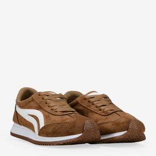 Zapatillas deportivas marrones con cordones