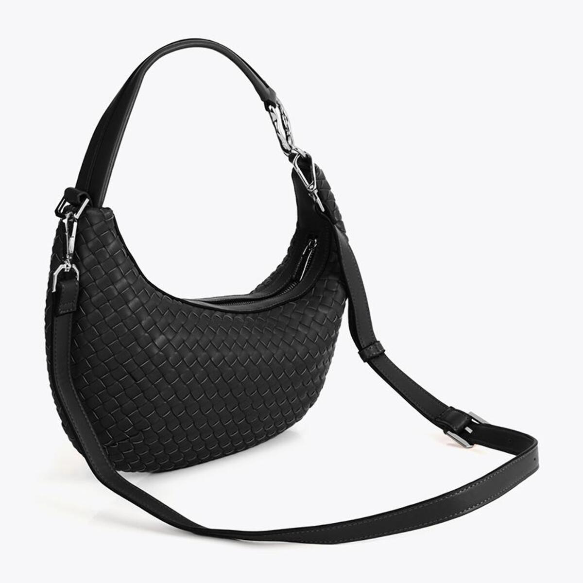 Borsa intrecciata a mezzaluna