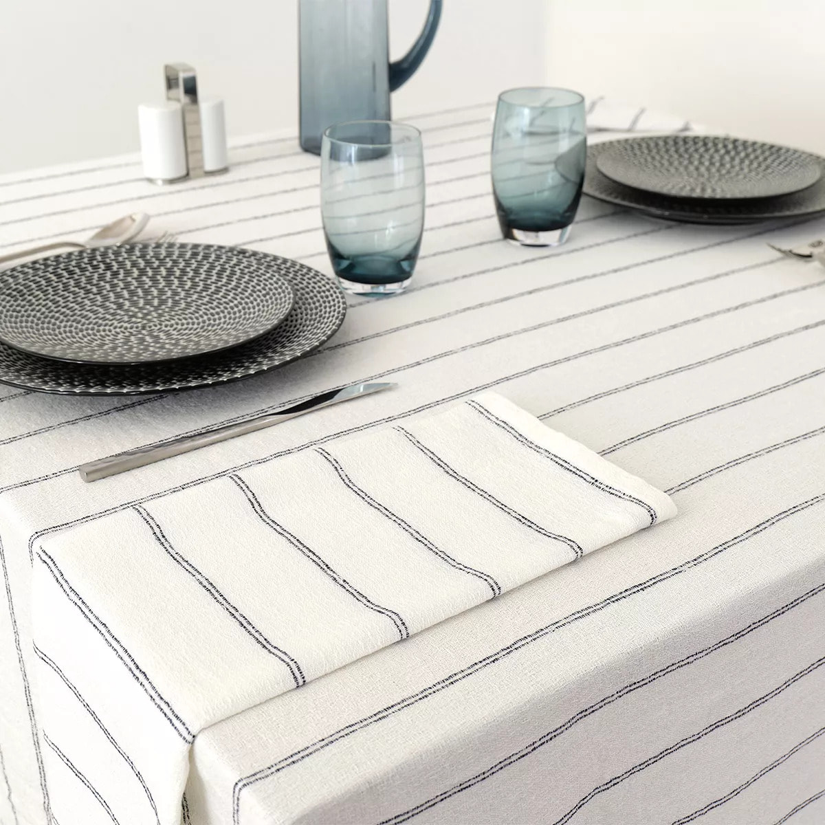 Nappe pur coton lavé motif jacquard blanc noir Rimini nero