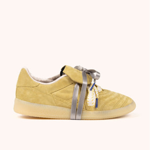 Zapatilla Retro-Futuro en Ante Amarillo con Doble Cordonera MUNICH MUNDIAL STRADA SUEDE 03