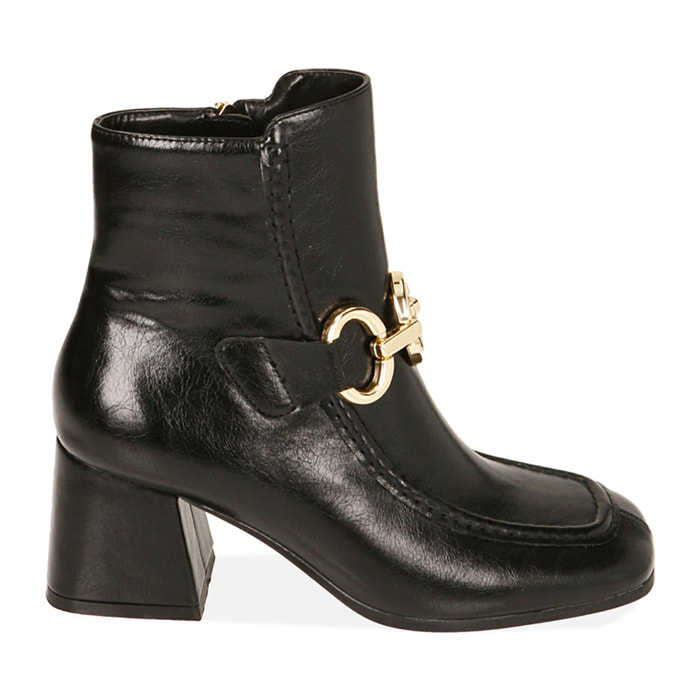 Botines negros, tacón 6,5 cm.