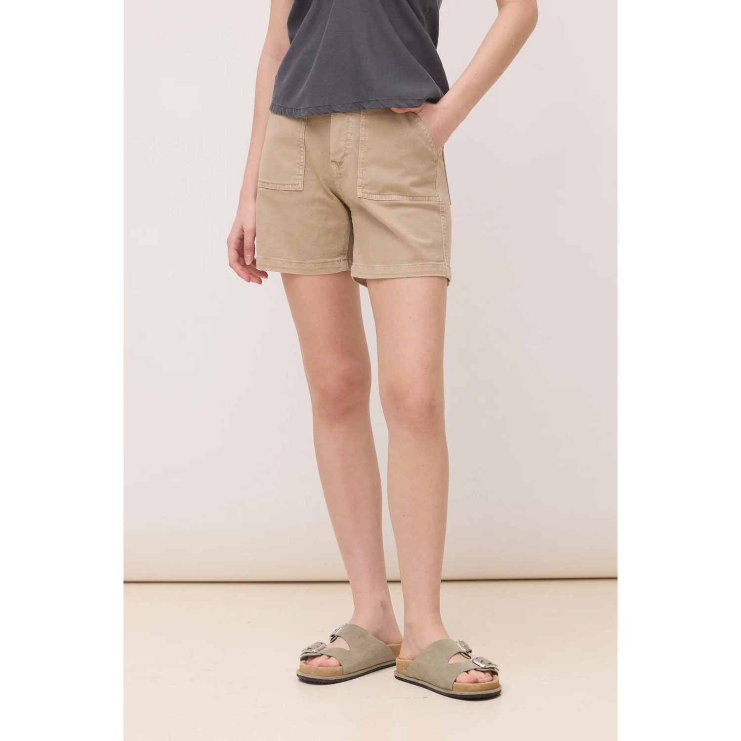 PANTALÓN CORTO MUJER LUNA CAMEL