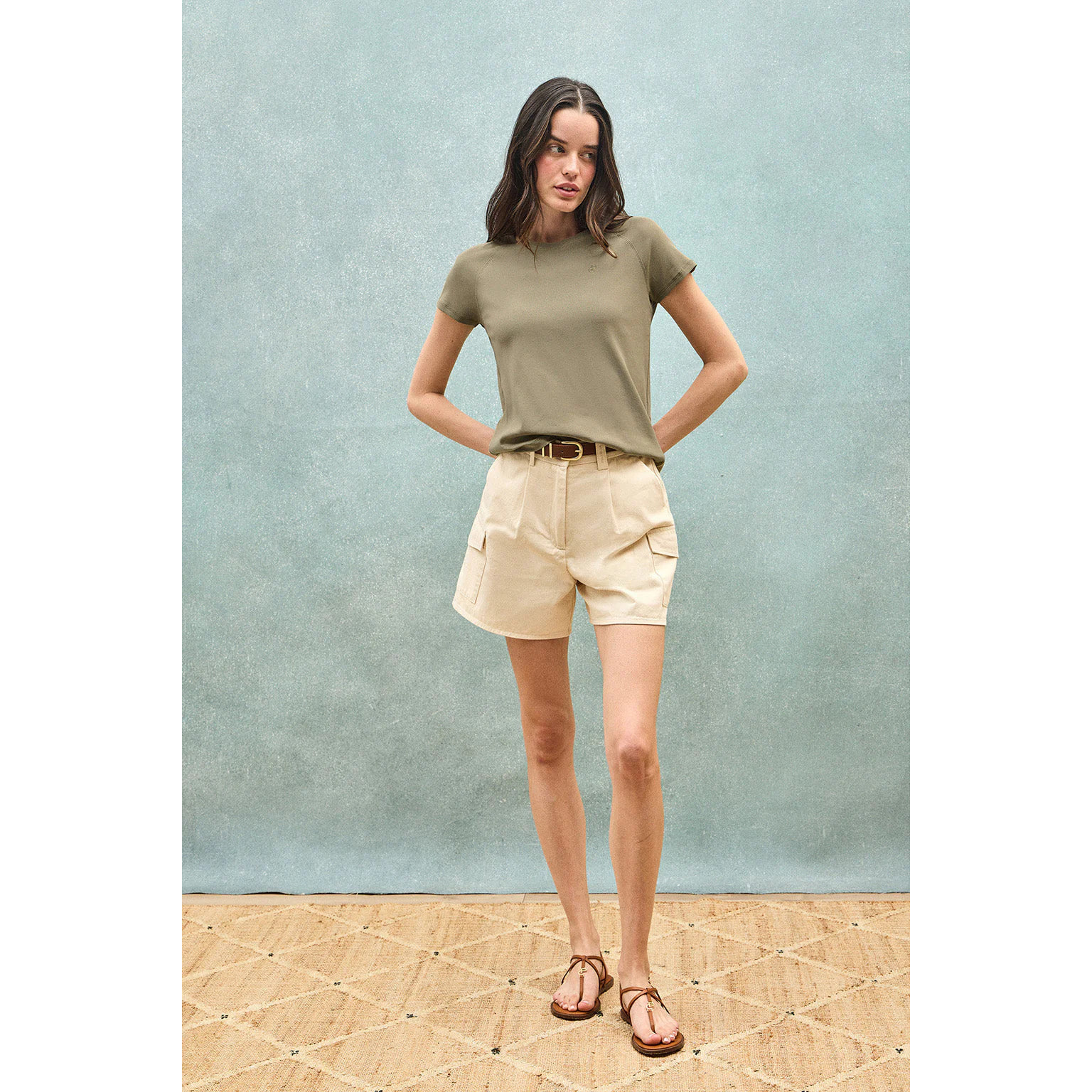 Camiseta verde Hesperia con monograma bordado