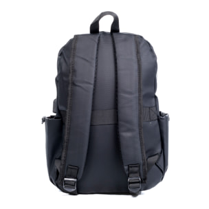 Mochila multi compartimento, porta Laptop 13". Capa impermeable. Adaptable a Trolley. Toma USB externa. Repelente al agua.