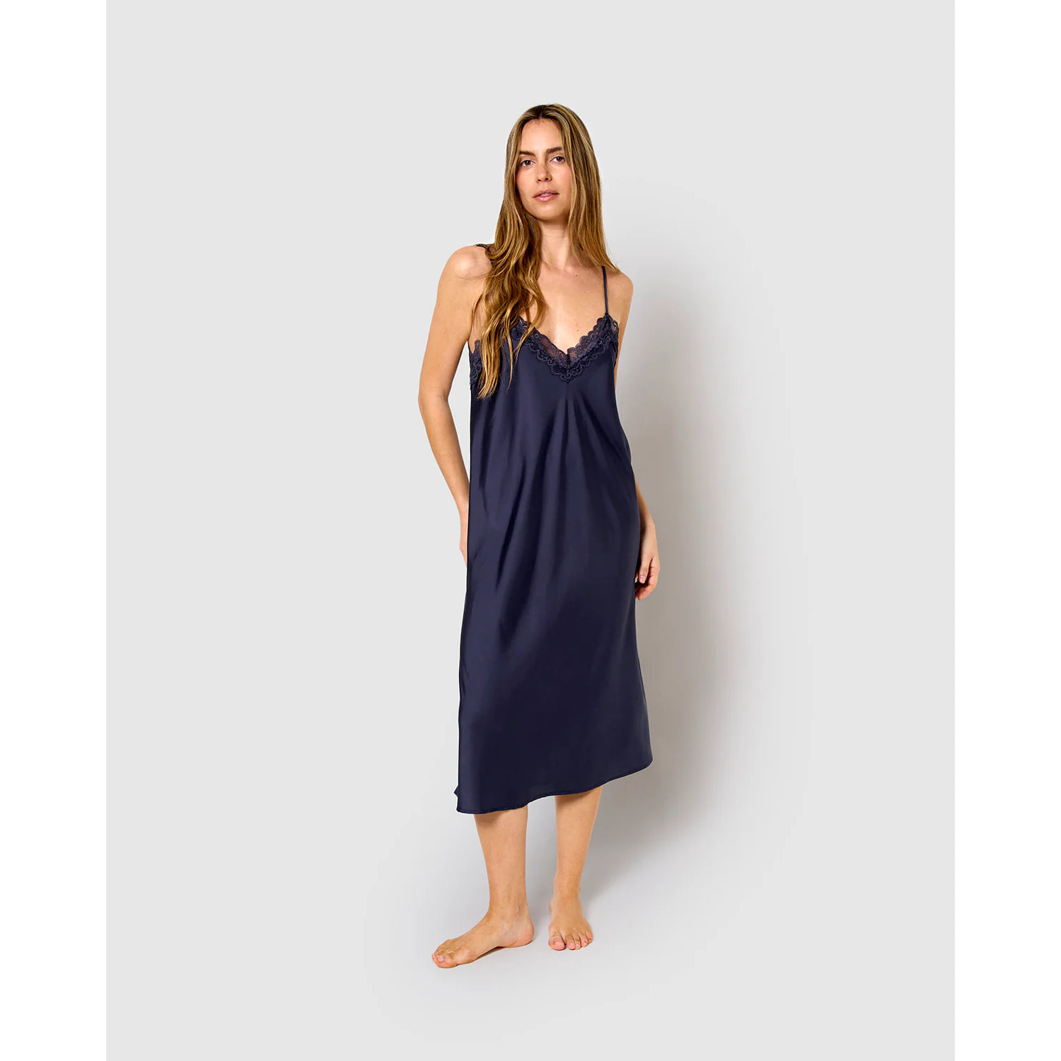 Camisón midi satén azul